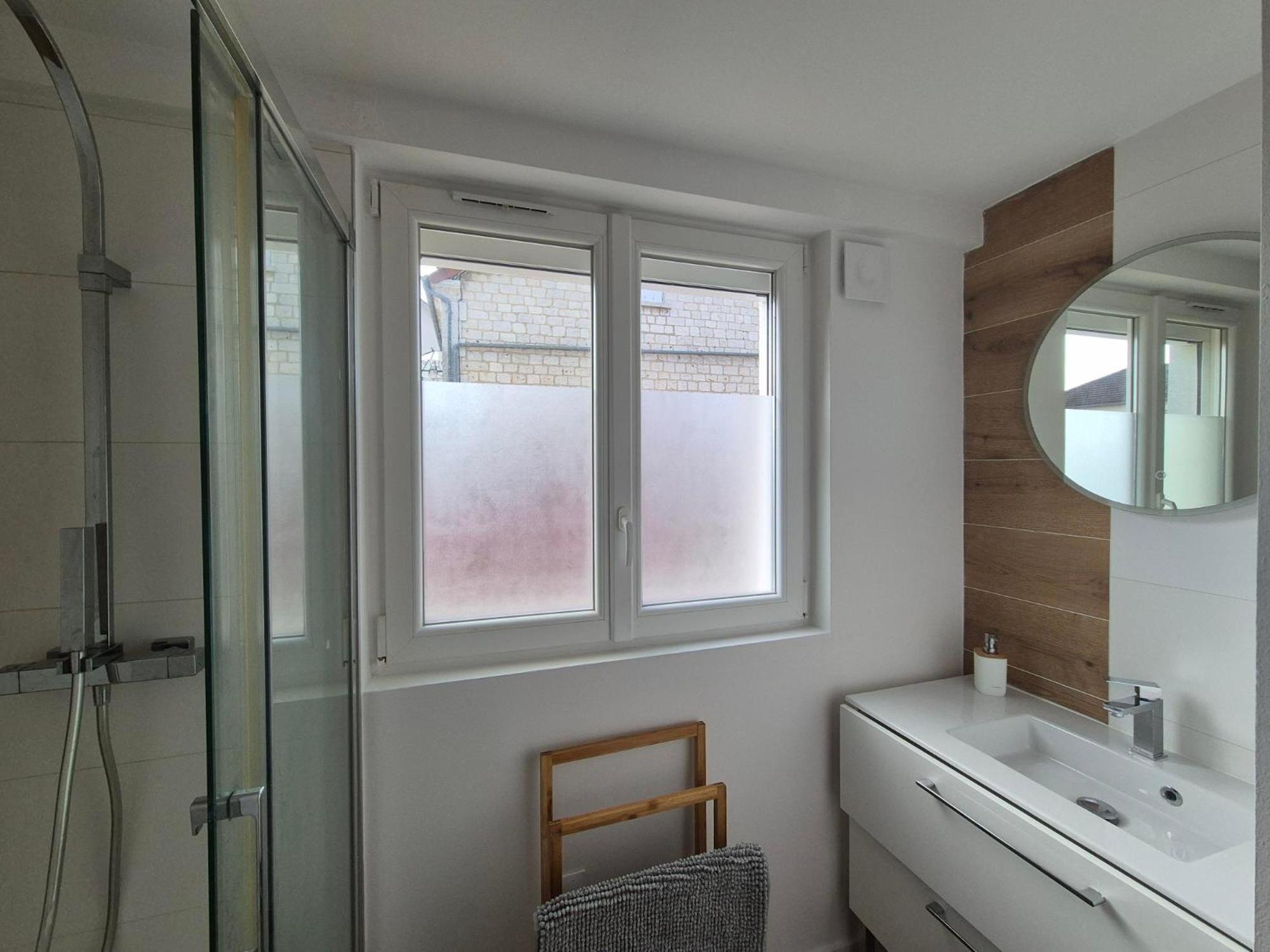 Le Montigny Apartment Vernon  Bagian luar foto